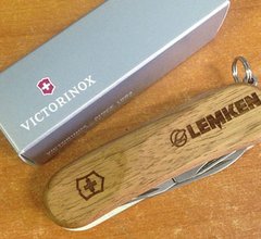 гравировка на ноже 1